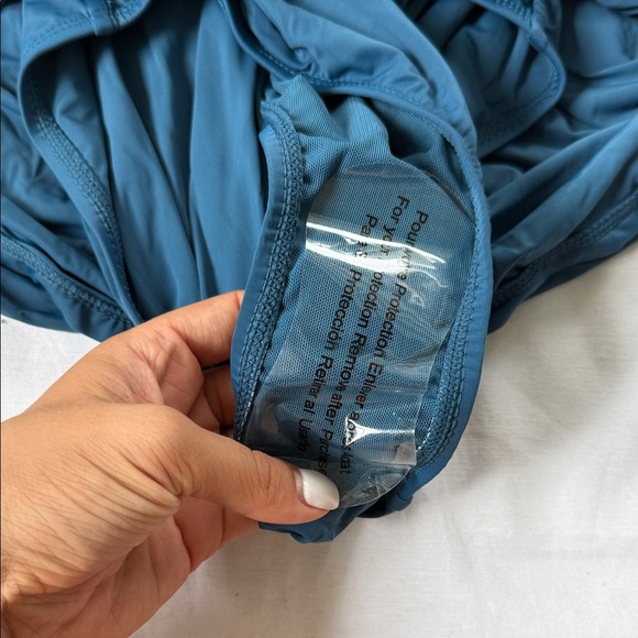 Jantzen Tummy Control Rockin’ Moroccan Swim One Piece with Adjustable Straps - Picture 3 of 5